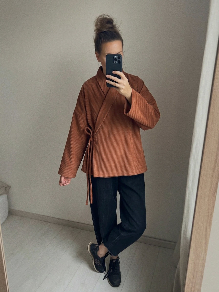 Menčestrová prechodná kimono bunda - tehlová