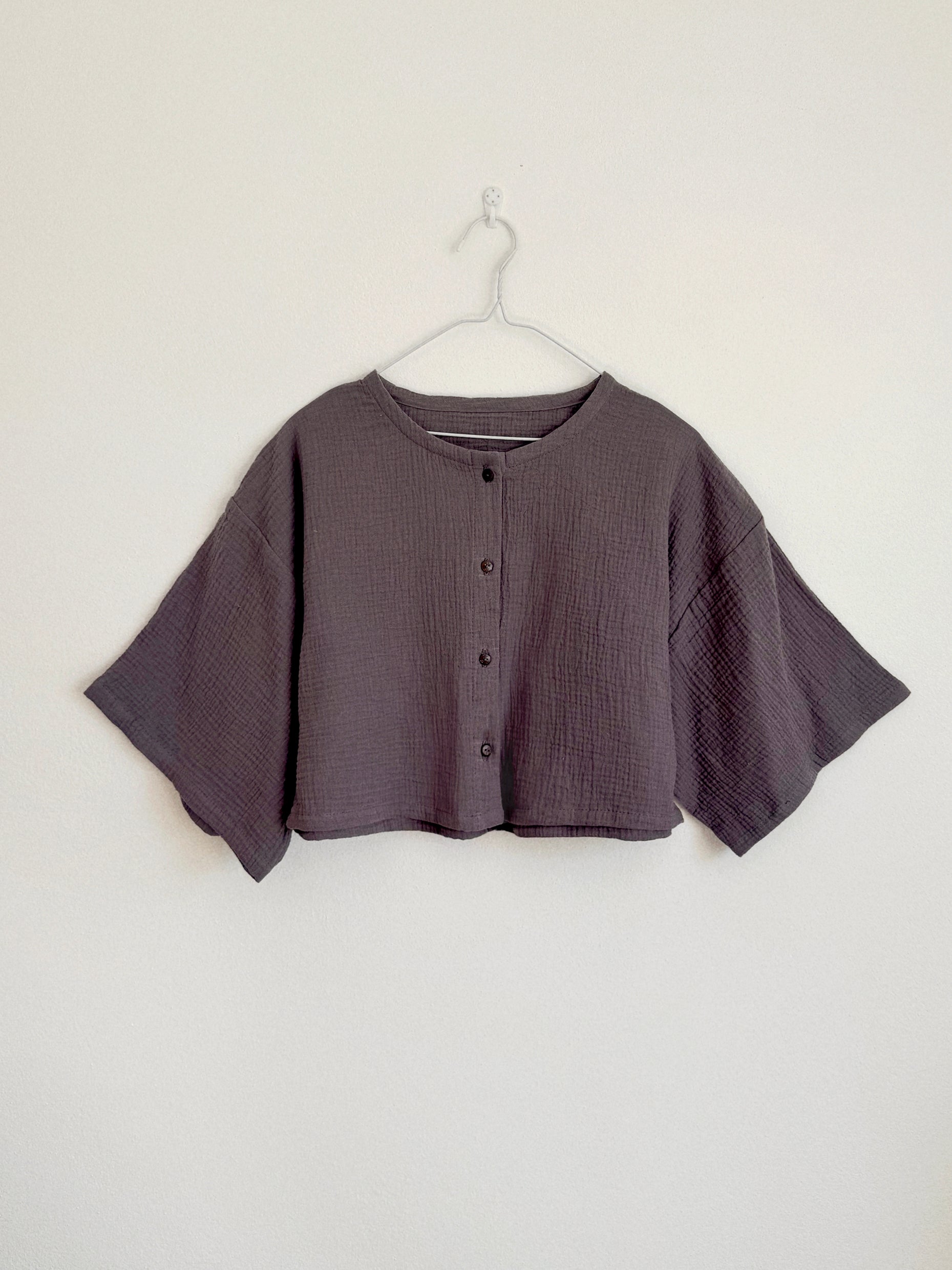 THEO crop top - šedý