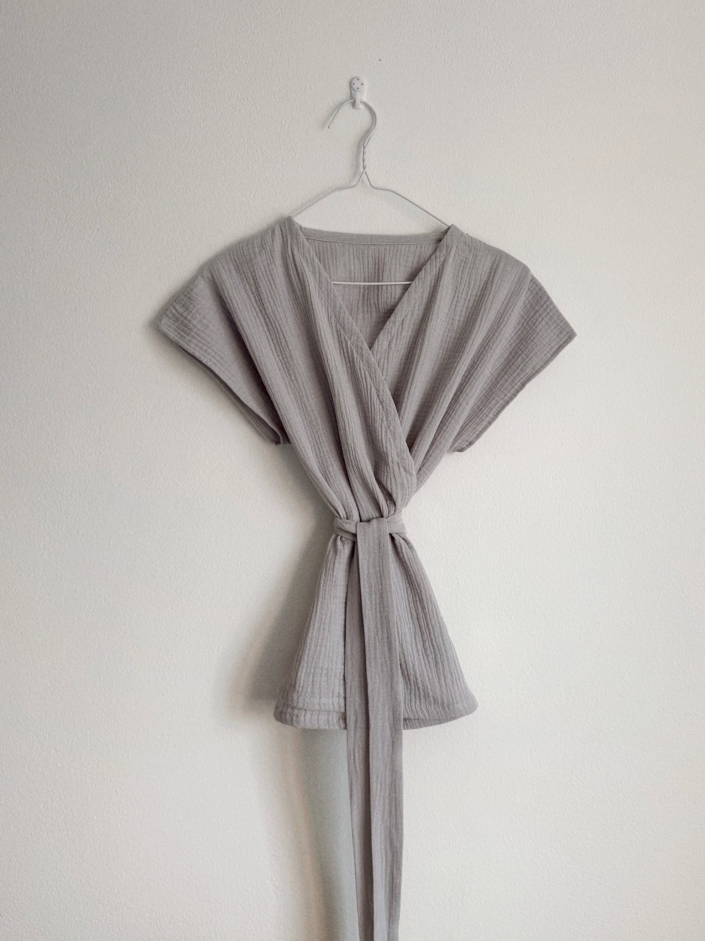 MOLLY kimono top sleeveless - light gray